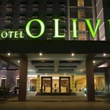 Hotel Olive Тангеранг Екстериор снимка